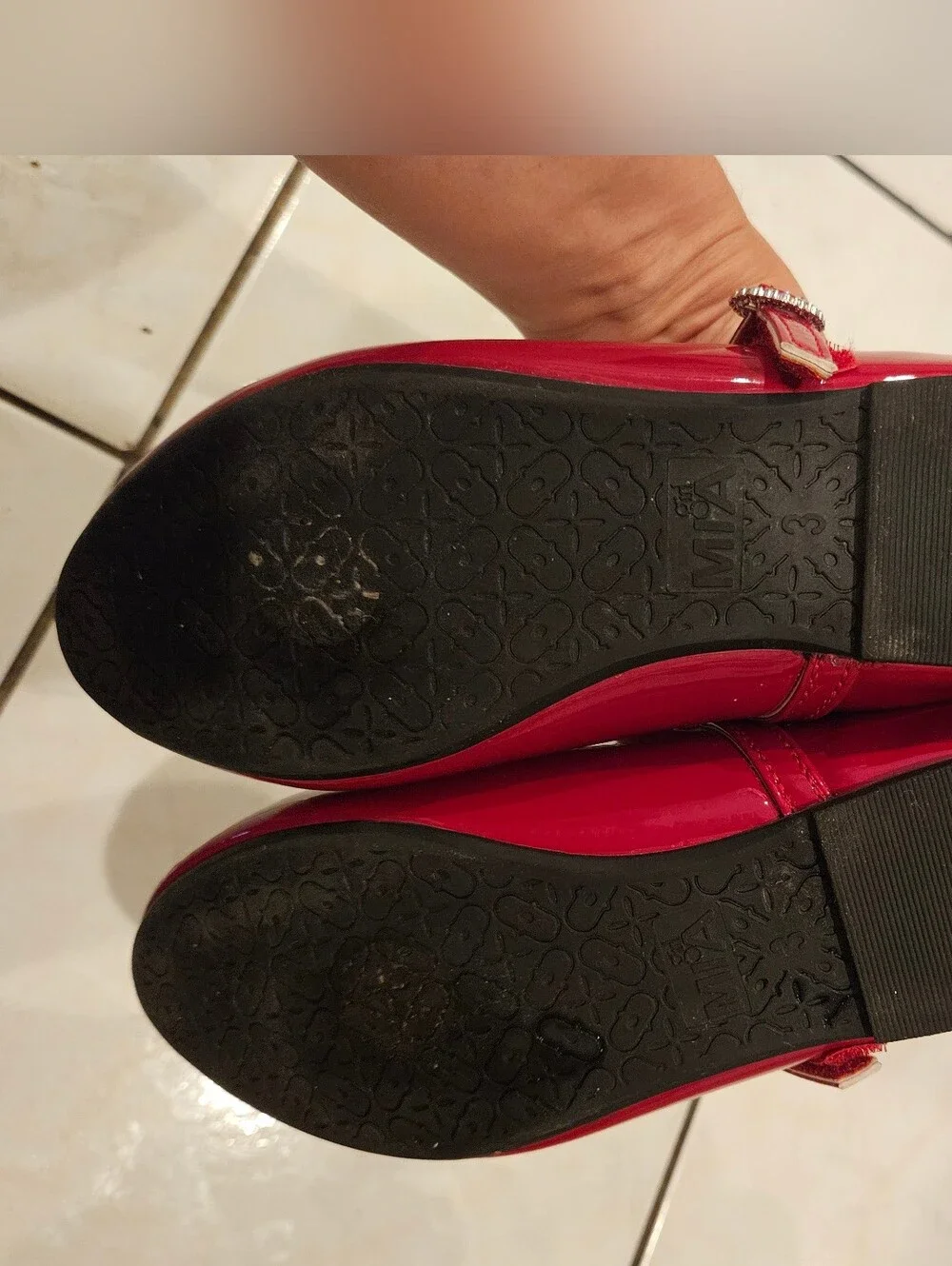 Girls Red Patent Mary Jane Flats with Rhinestone Buckle MIA Sz.3
